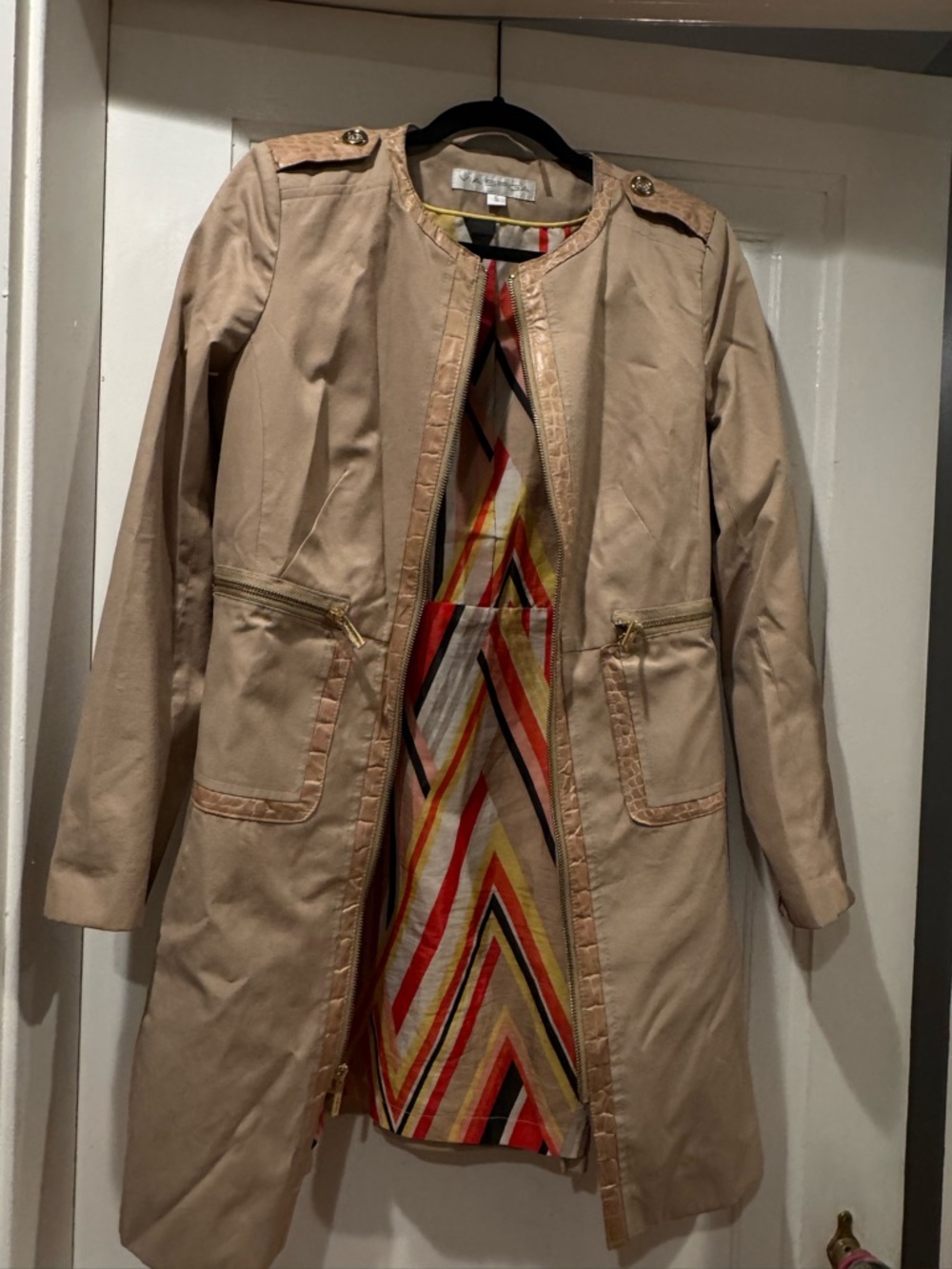 Via Spiga Khaki Beige Trench Coat with Colorful Lined Interior